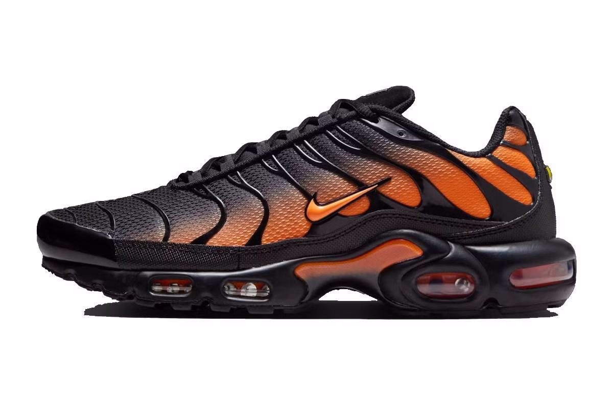 Nike Air Max Plus – Black Total Orange